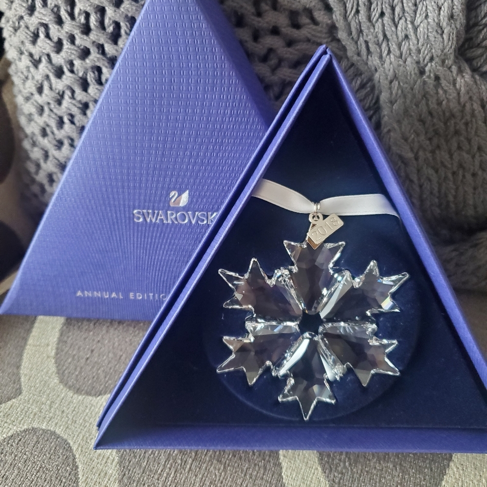 COPY - COPY - COPY - Swarovski Christmas ornament